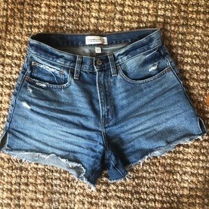 Abercrombie & Fitch Curve Love Mid Rise Boyfriend